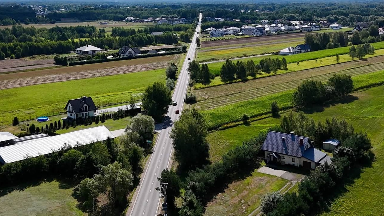 Nowy ciąg pieszo-rowerowy między Starym a Nowym Kraszewem. Powiat podpisał umowę